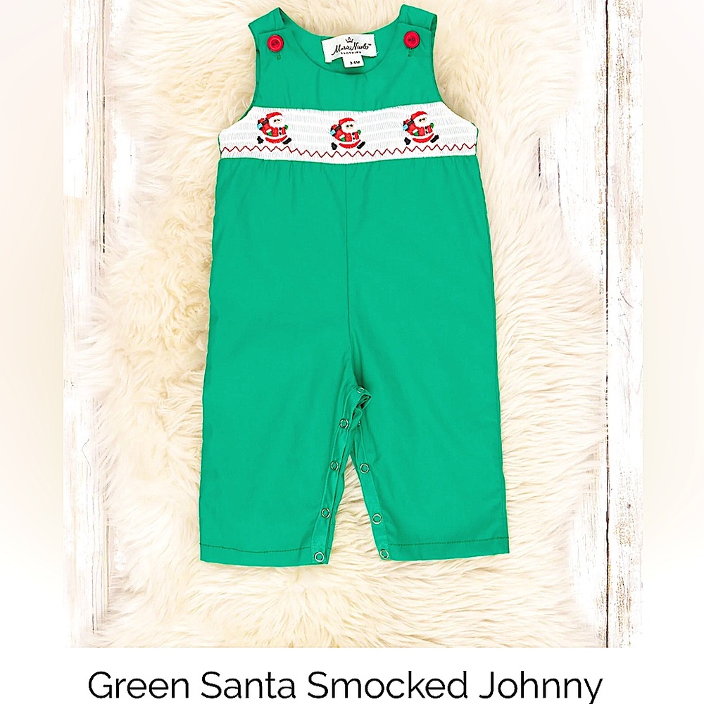 Green Smocked Santa 🎅🏻 Boy’s Johnny NWT!